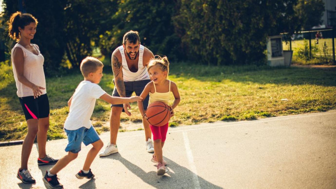Basketballing family of 4