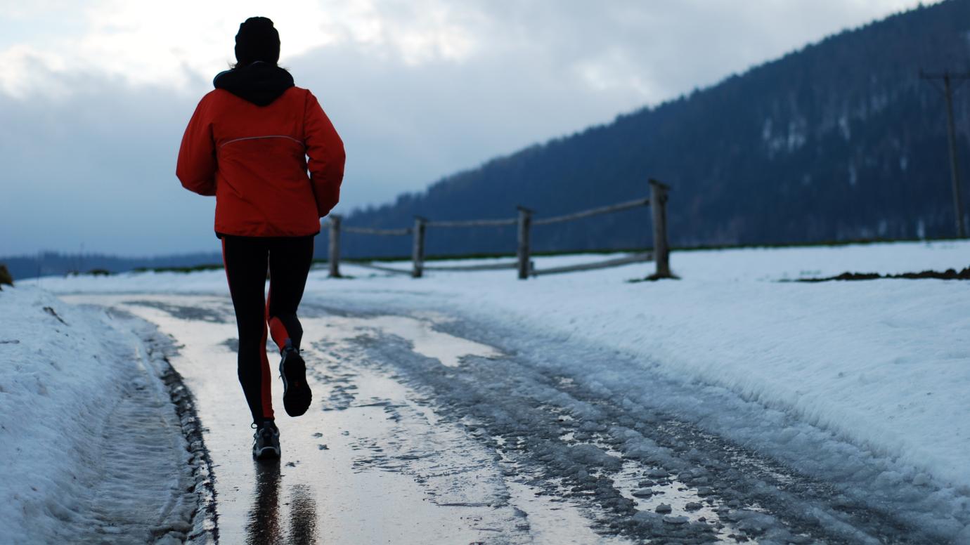 winter morning running