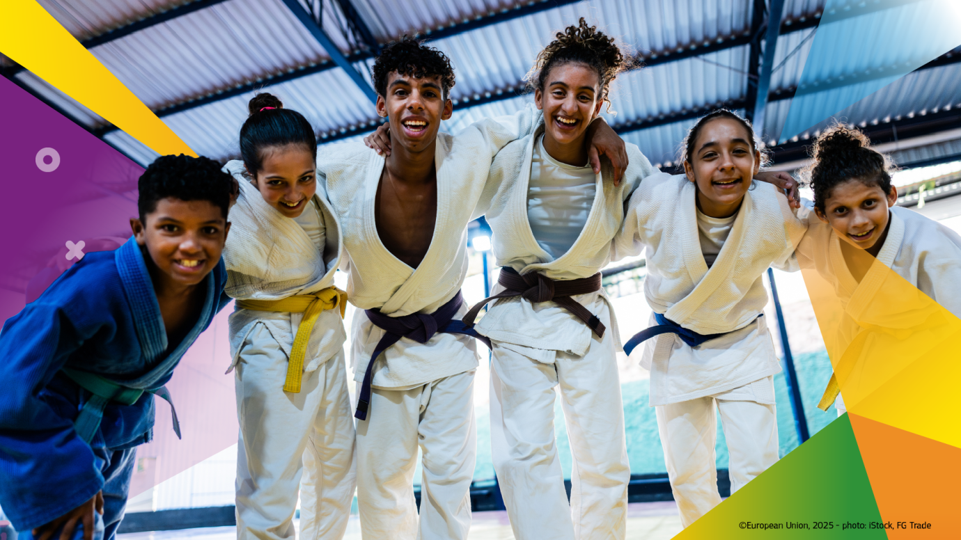 6 young athletes in the sport hall