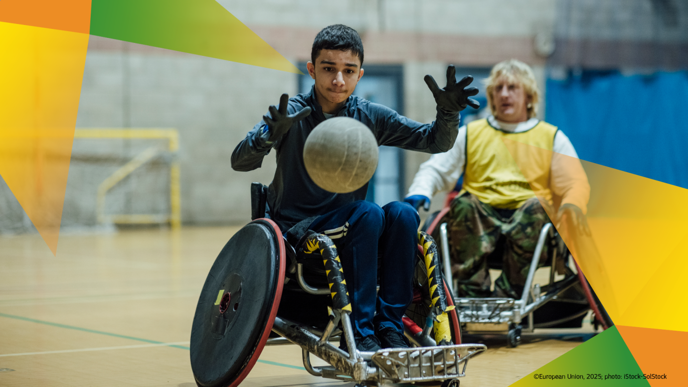2 boys on the wheelchairs playing basketball